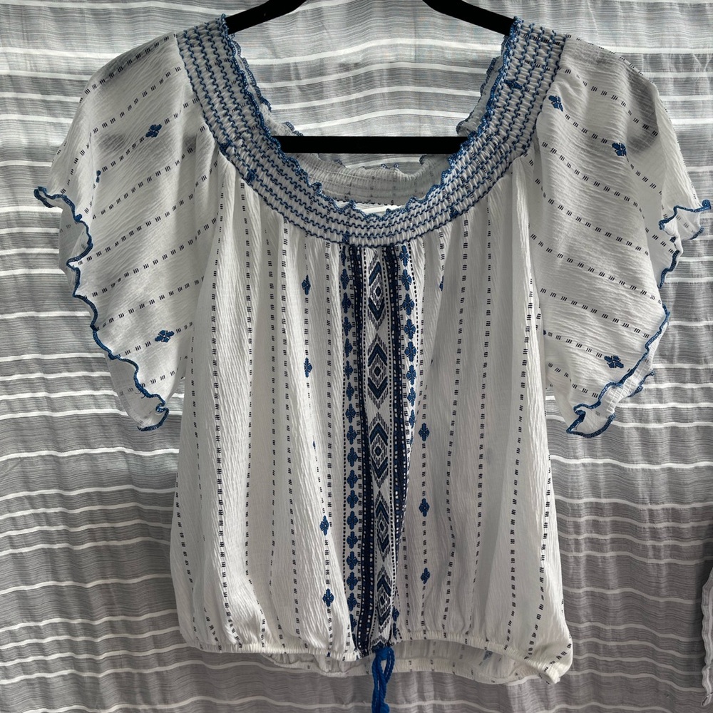 almost famous boho top large white and blue